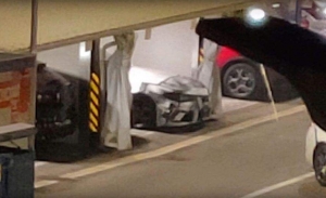 Cazan al nuevo Alfa Giulia GTA en la fábrica de Maserati en Módena