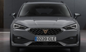 CUPRA León, se estrena el modelo deportivo con tres versiones, una híbrida enchufable