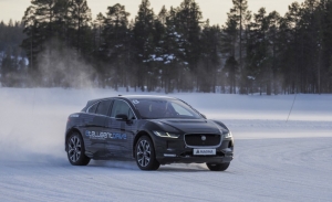 Magna presenta la tecnología de propulsión "e4" especial para coches eléctricos