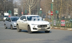 Maserati prueba mejoras técnicas para el Levante 2021