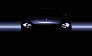Mercedes muestra las nuevas ópticas del Clase E a modo de adelanto