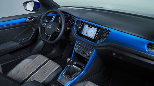 Volkswagen T-Roc Cabrio - interior