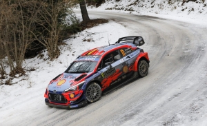 Thierry Neuville lidera la ofensiva de Hyundai en el Rally de Suecia