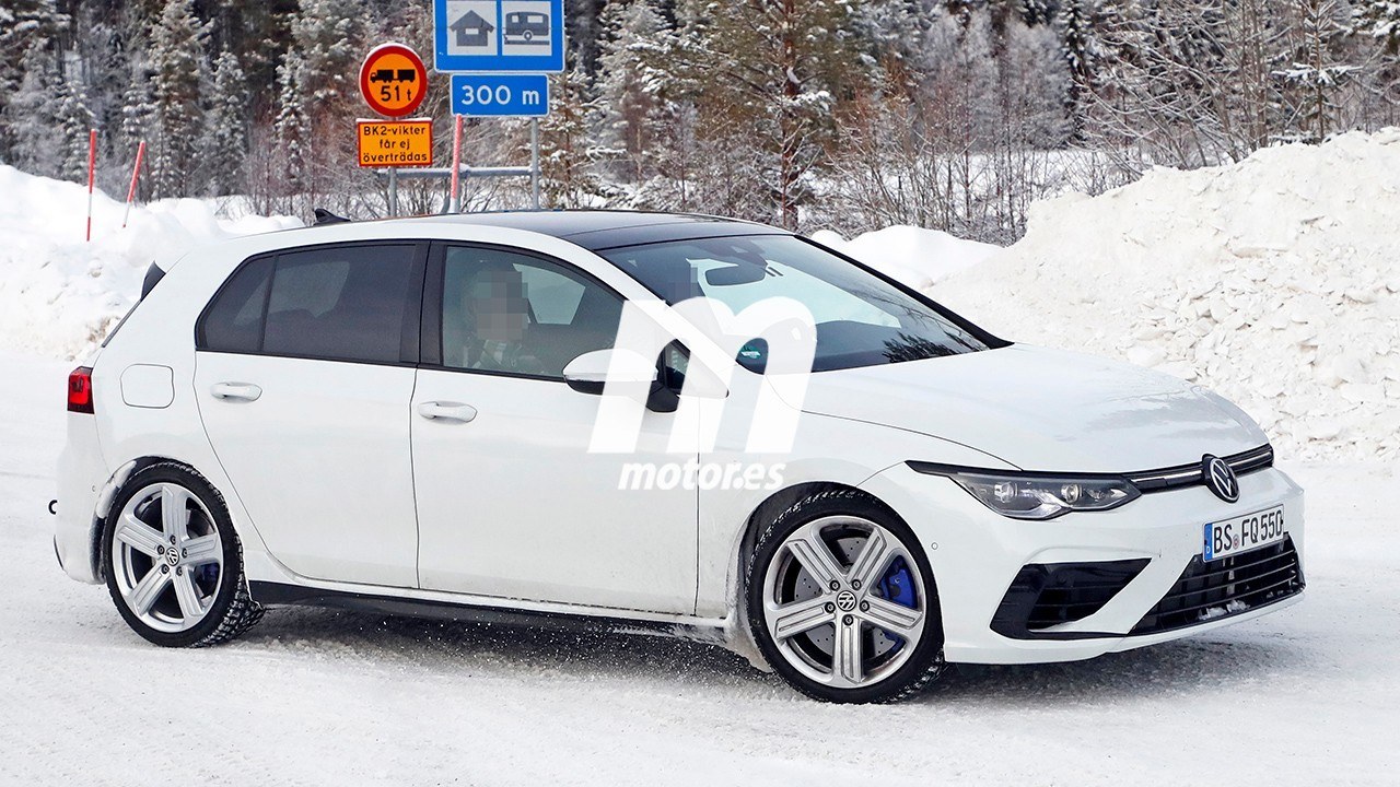volkswagen-golf-r-2021-fotos-espia-202064777-1581436765_4.jpg
