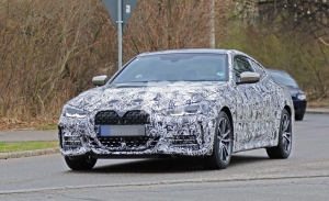 Los prototipos del BMW Serie 4 Coupé pierden camuflaje y muestran su polémica parrilla
