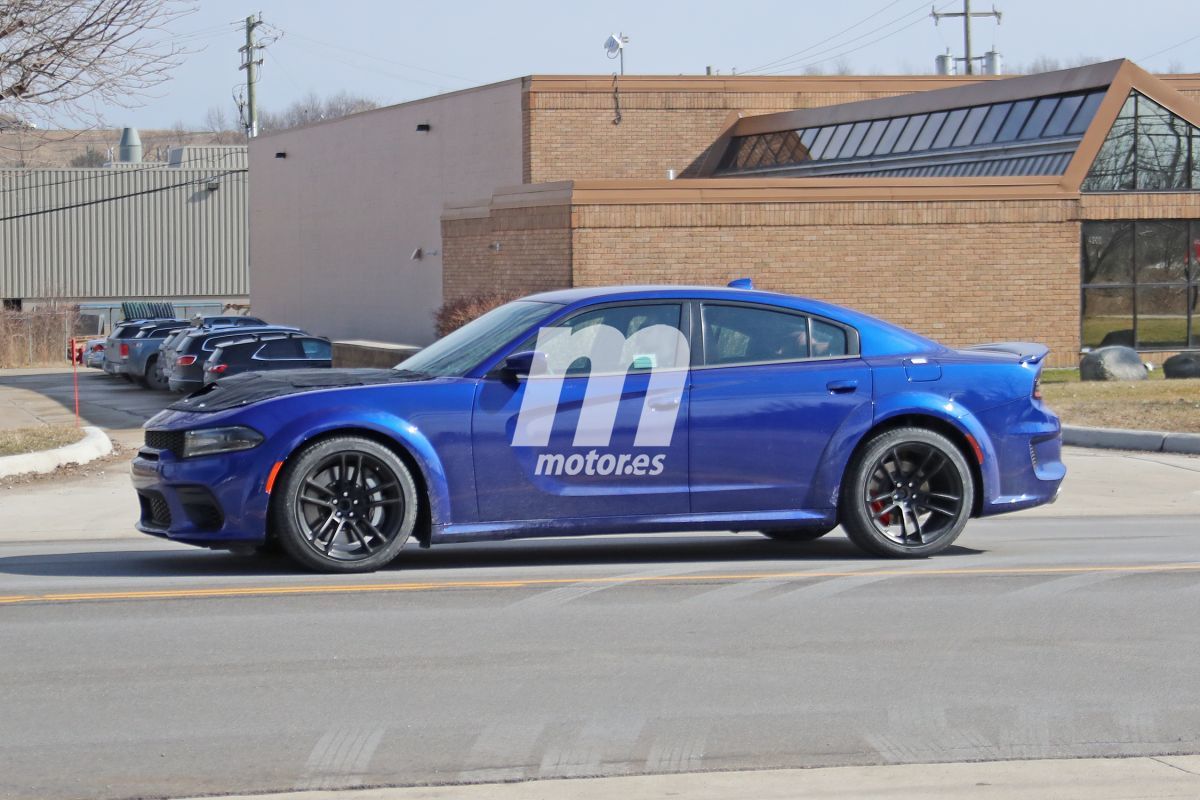 dodge-charger-srt-hellcat-redeye-fotos-e