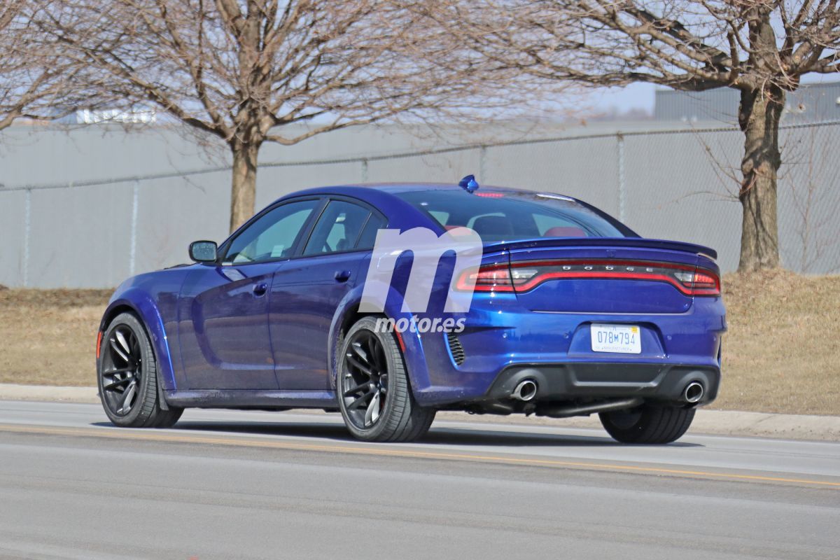dodge-charger-srt-hellcat-redeye-fotos-e