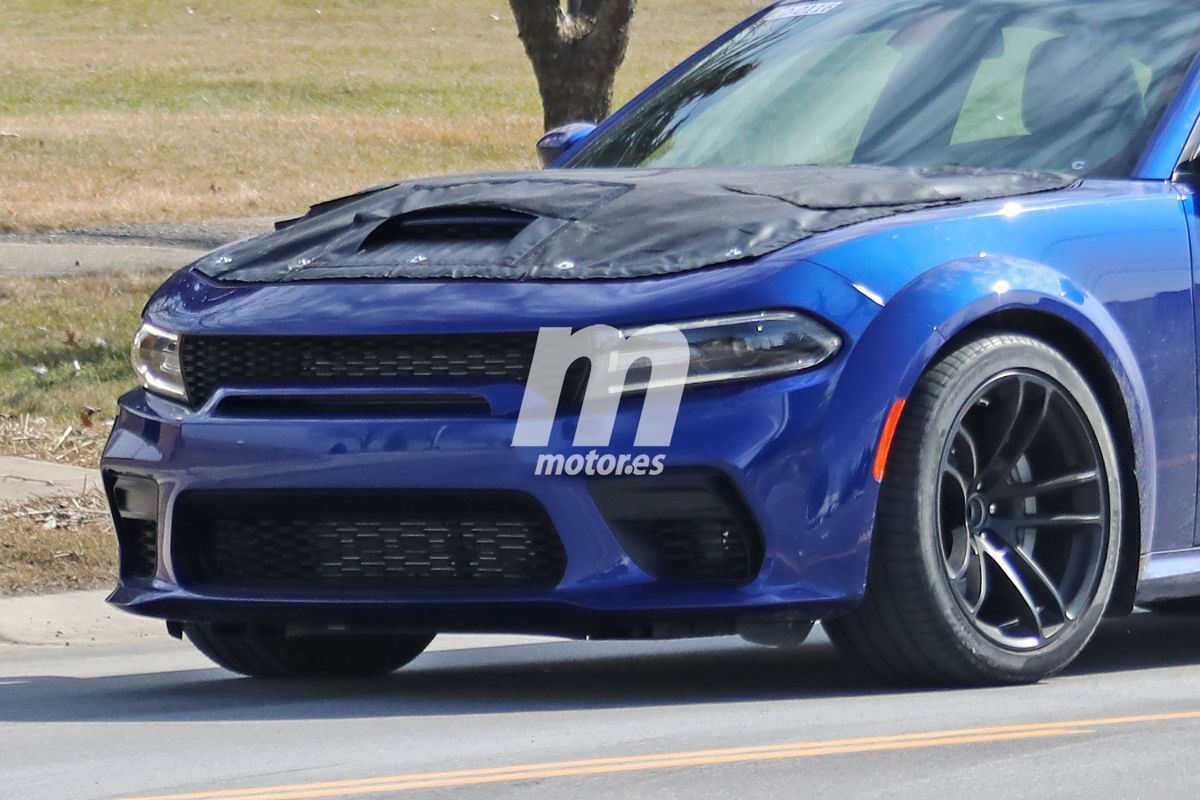 dodge-charger-srt-hellcat-redeye-fotos-e