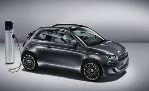 Una filtración desvela el interior y exterior del nuevo Fiat 500e Cabrio