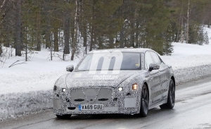 Nuevas fotos espía del Jaguar XJ 2021 muestran sus grandes proporciones y un estilo deportivo