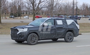 ¡Cazado! El nuevo Jeep Grand Cherokee tendrá variante de 7 plazas