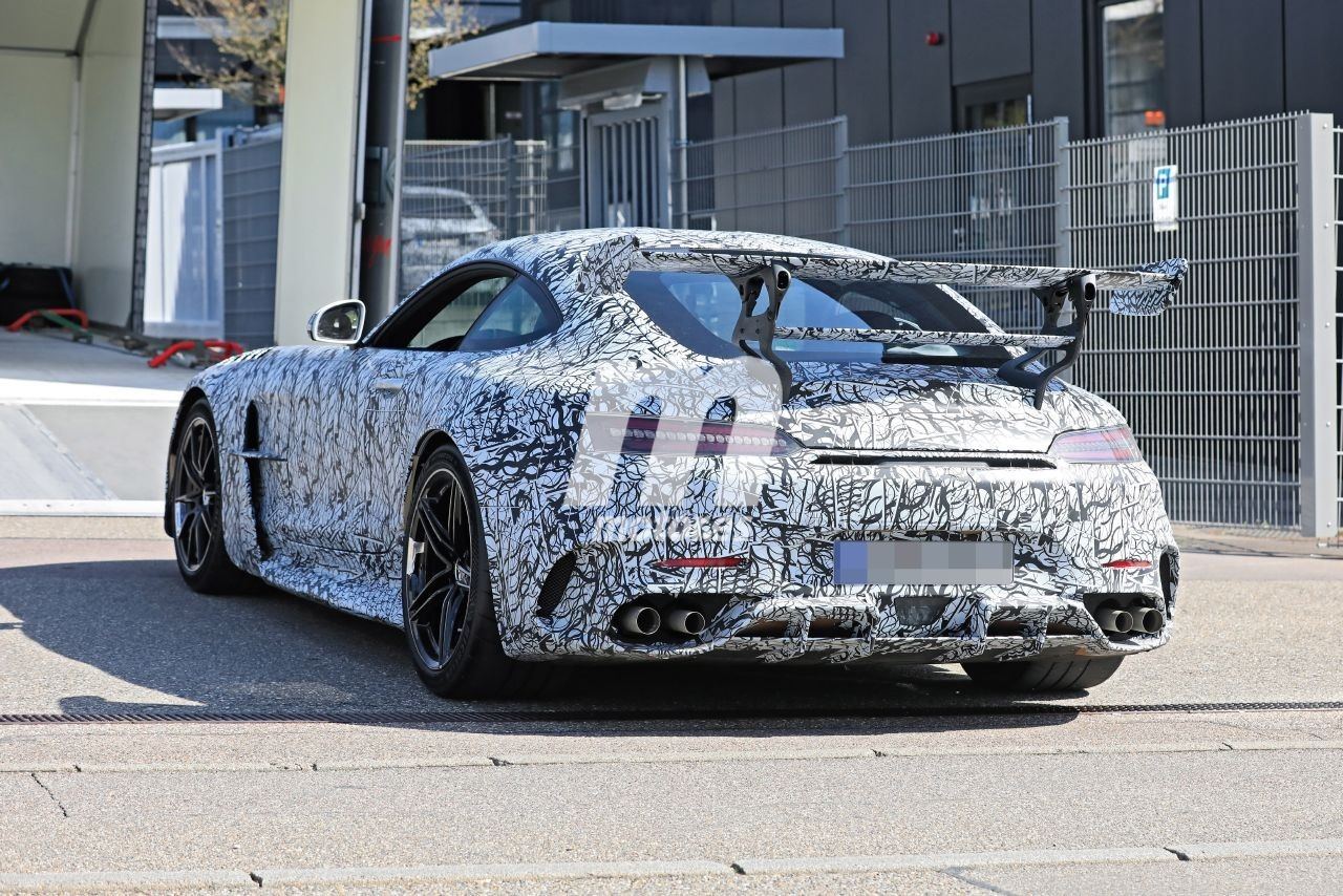 mercedes-amg-gt-black-series-2021-nurbur