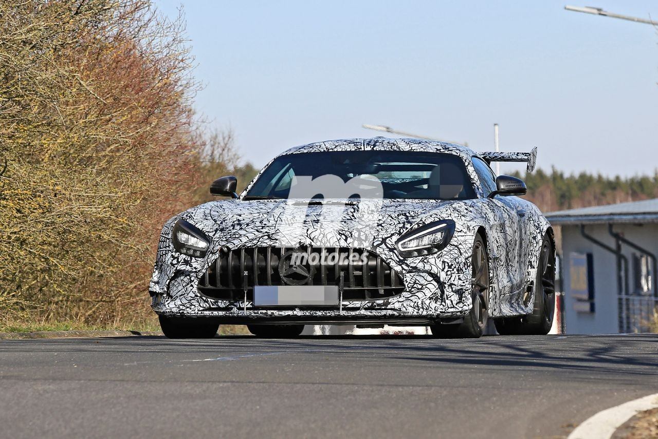 mercedes-amg-gt-black-series-2021-nurbur