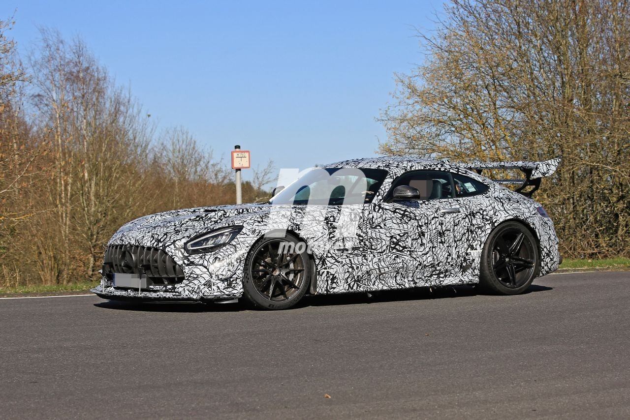 mercedes-amg-gt-black-series-2021-nurbur