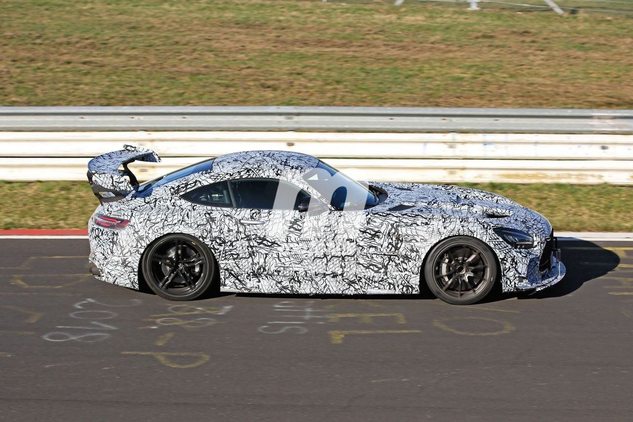 mercedes-amg-gt-black-series-2021-nurbur