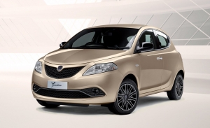 Lancia Ypsilon Hybrid, todos los detalles del nuevo utilitario híbrido ligero
