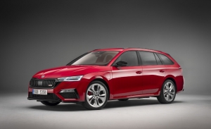 El nuevo Skoda Octavia RS iV híbrido de 245 CV ya es oficial