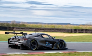 2 Seas Motorsport confirma los pilotos de su primer McLaren 720S GT3