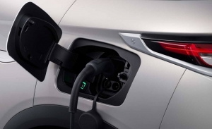 Cuatro consejos esenciales para comprar un coche eléctrico