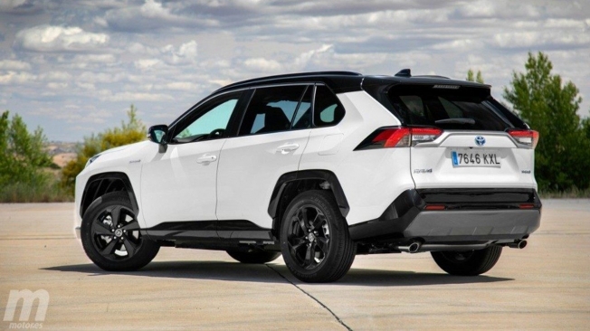 Toyota RAV4 Hybrid - posterior