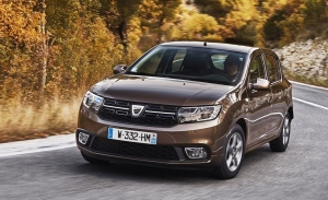 El Dacia Sandero recibe el motor 1.0 TCe de 100 CV, repasamos sus precios