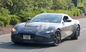 El nuevo Aston Martin DBS GT Zagato cazado por primera vez en la calle