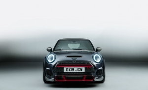 Empiezan las entregas MINI John Cooper Works GP, el broche a la generación F56