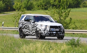 Land Rover prepara un discreto facelift para el Discovery, primeras fotos espía del SUV
