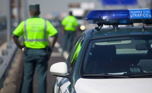 ¿Cuál es la multa por conducir sin carnet de conducir provisional?