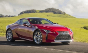 El nuevo Lexus LC 500h 2021, con un mayor equipamiento, ya tiene precios en España