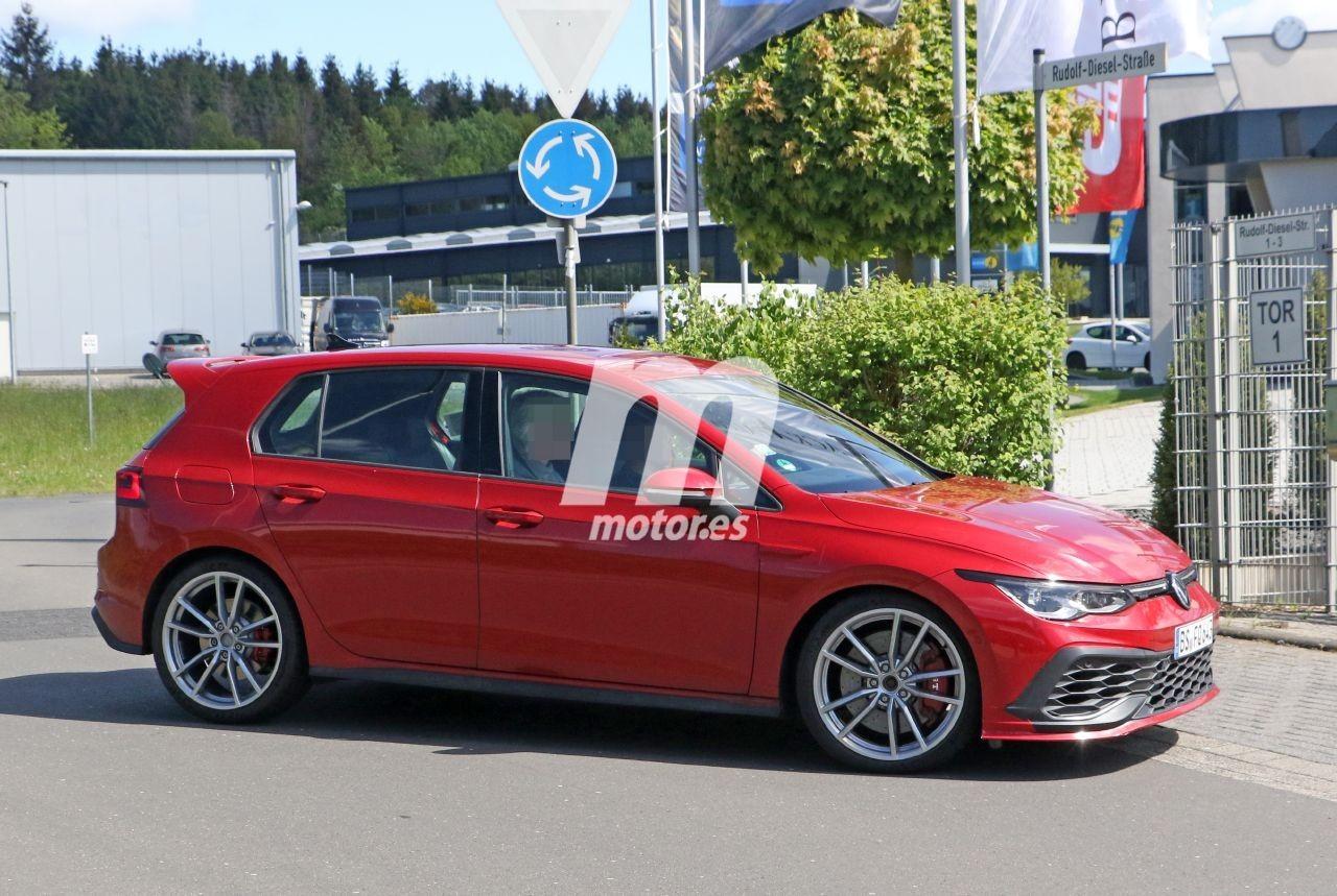 volkswagen-golf-gti-tcr-fotos-espia-nurburgring-2021-202067321-1589277825_34.jpg