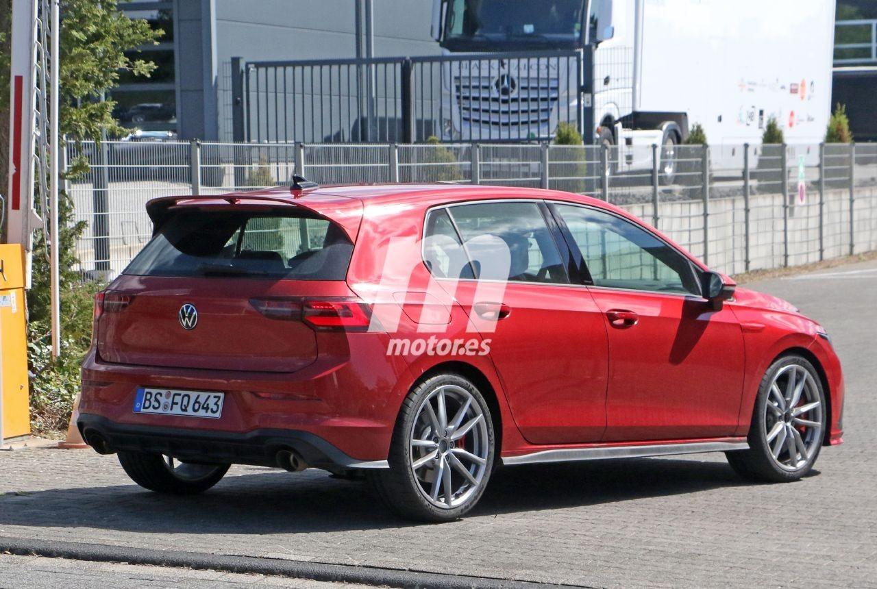 volkswagen-golf-gti-tcr-fotos-espia-nurburgring-2021-202067321-1589277837_38.jpg