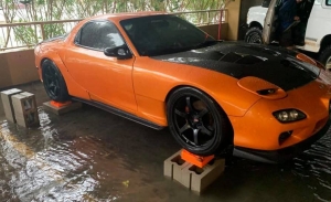 La historia del buen samaritano que evitó que un precioso Mazda RX-7 FD se ahogase
