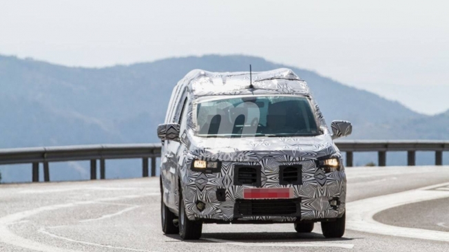 Dacia Dokker 2021 - foto espía frontal