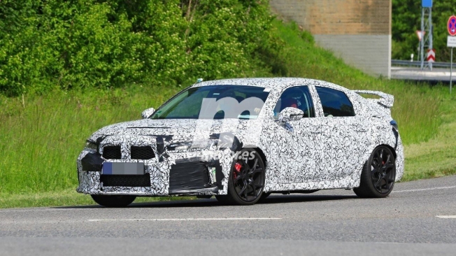 Honda Civic Type R 2022 - foto espía