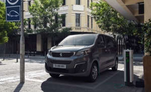 Peugeot e-Traveller, el monovolumen del León estrena versión eléctrica