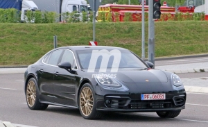 El Porsche Panamera Facelift 2021 rueda casi al destapado en Alemania