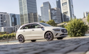 El Mercedes Clase B 250 e ya tiene precio, el híbrido enchufable llega en otoño