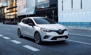 Renault Clio E-Tech, el nuevo utilitario híbrido ya tiene precios en España