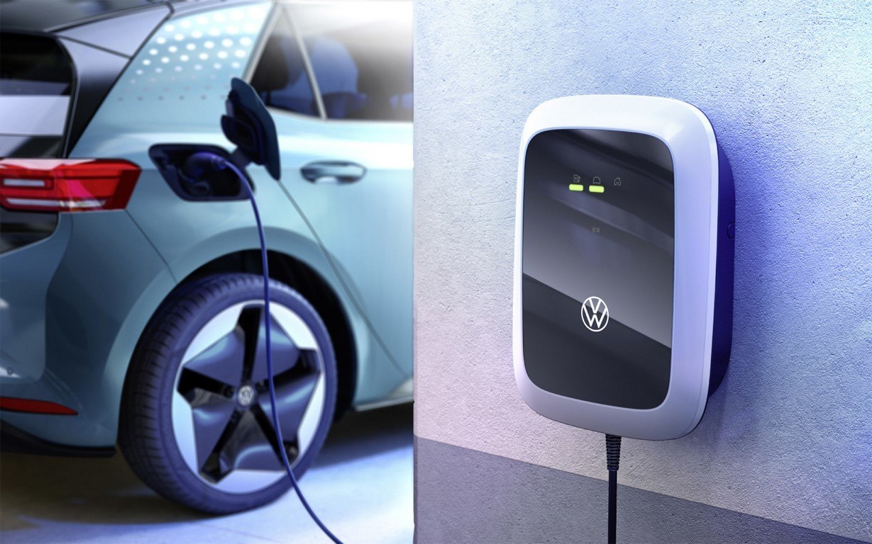 Volkswagen empieza las ventas del cargador eléctrico para los modelos ID.