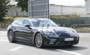 El Porsche Panamera Sport Turismo Turbo S E-Hybrid 2021 apura sus pruebas en Nürburgring