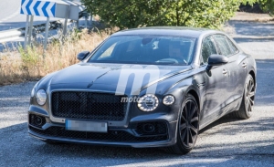 Este misterioso prototipo del Bentley Flying Spur adelanta la llegada de una futura versión