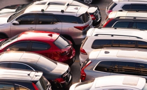 ¿Hay multa por dejar el coche aparcado mucho tiempo?