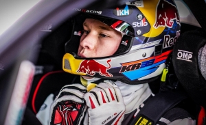 Kalle Rovanperä muestra a su padre Harri su talento con el Yaris WRC