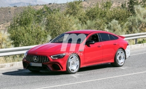 Mercedes-AMG GT 73 e, el coupé híbrido de 4 puertas, al detalle en estas fotos espía