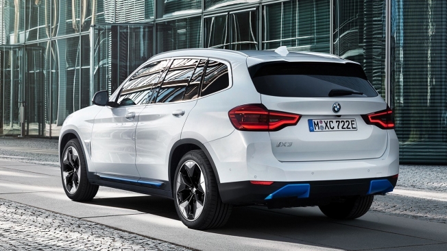 BMW iX3 - posterior