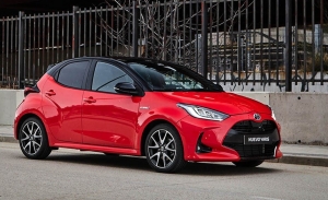 Precios y gama del nuevo Toyota Yaris 2020, llega el renovado coche híbrido