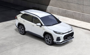 Nuevo Suzuki Across: híbrido enchufable y casi igual que el Toyota RAV4
