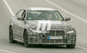 La característica parrilla del BMW i4 se insinúa en estas fotos espía
