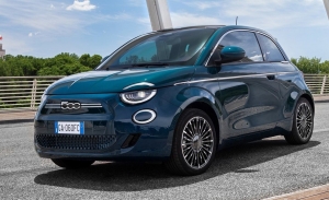 Las versiones más baratas del FIAT 500 Eléctrico llegarán a finales de 2020